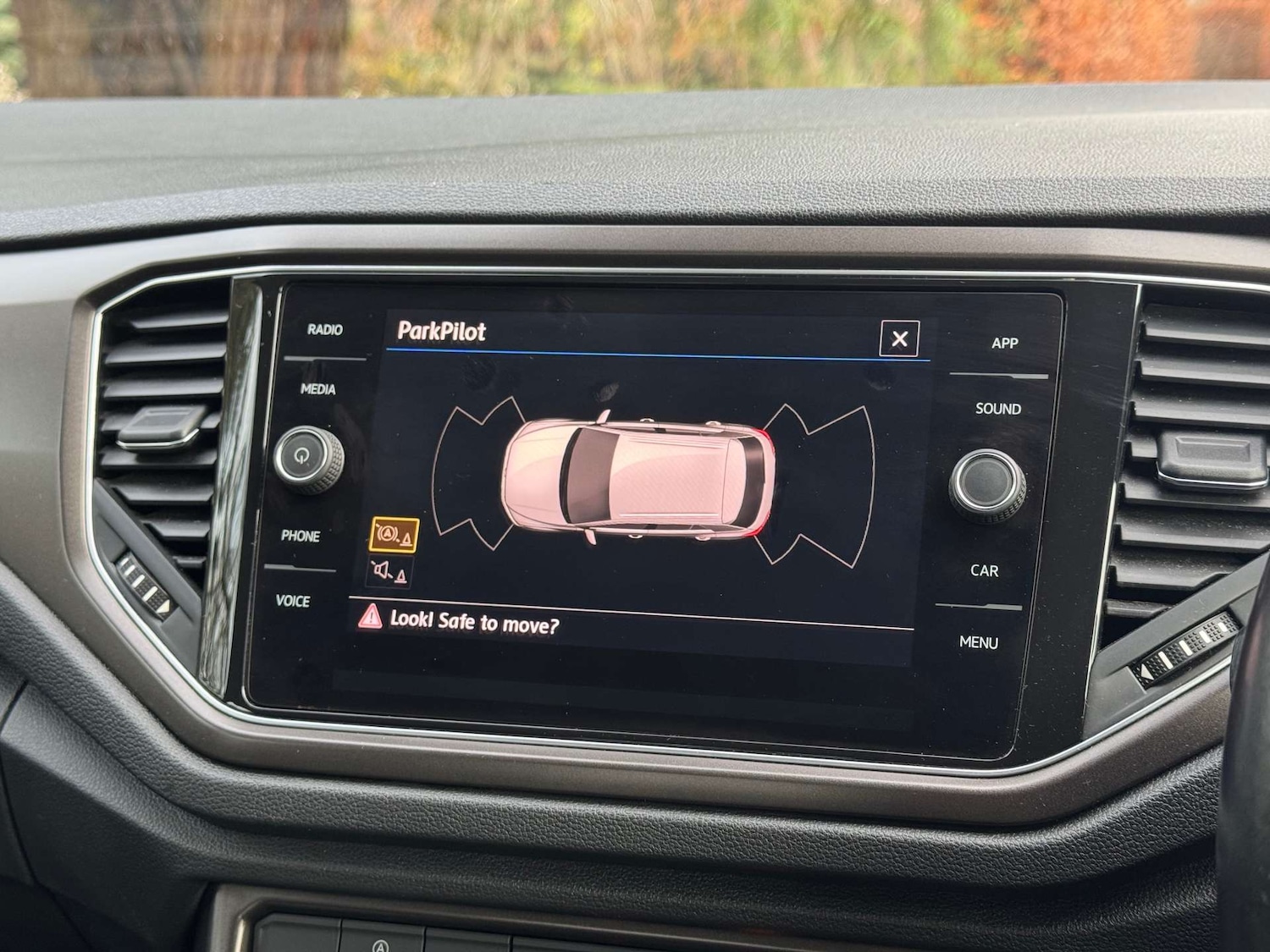 Used Volkswagen T-Roc 2018 for sale - 76923082: Photo 36