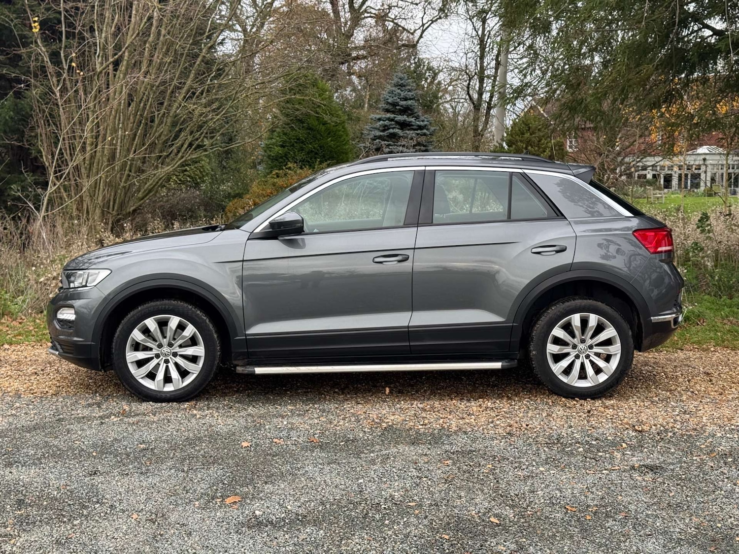Used Volkswagen T-Roc 2018 for sale - 76923082: Photo 4