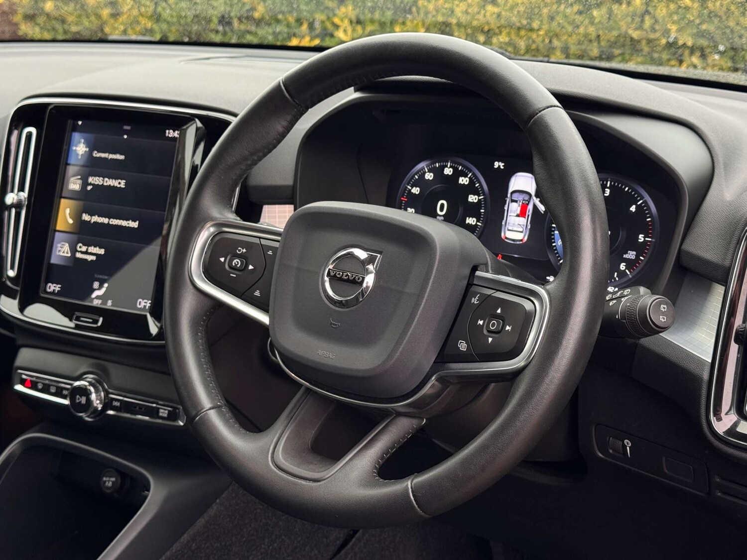 Used Volvo XC40 2019 for sale - 77535075: Photo 25