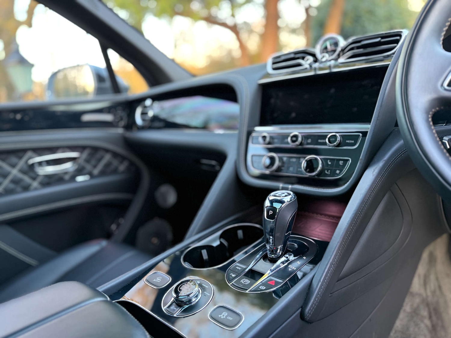 Used Bentley Bentayga 2020 for sale - 76897269: Photo 24