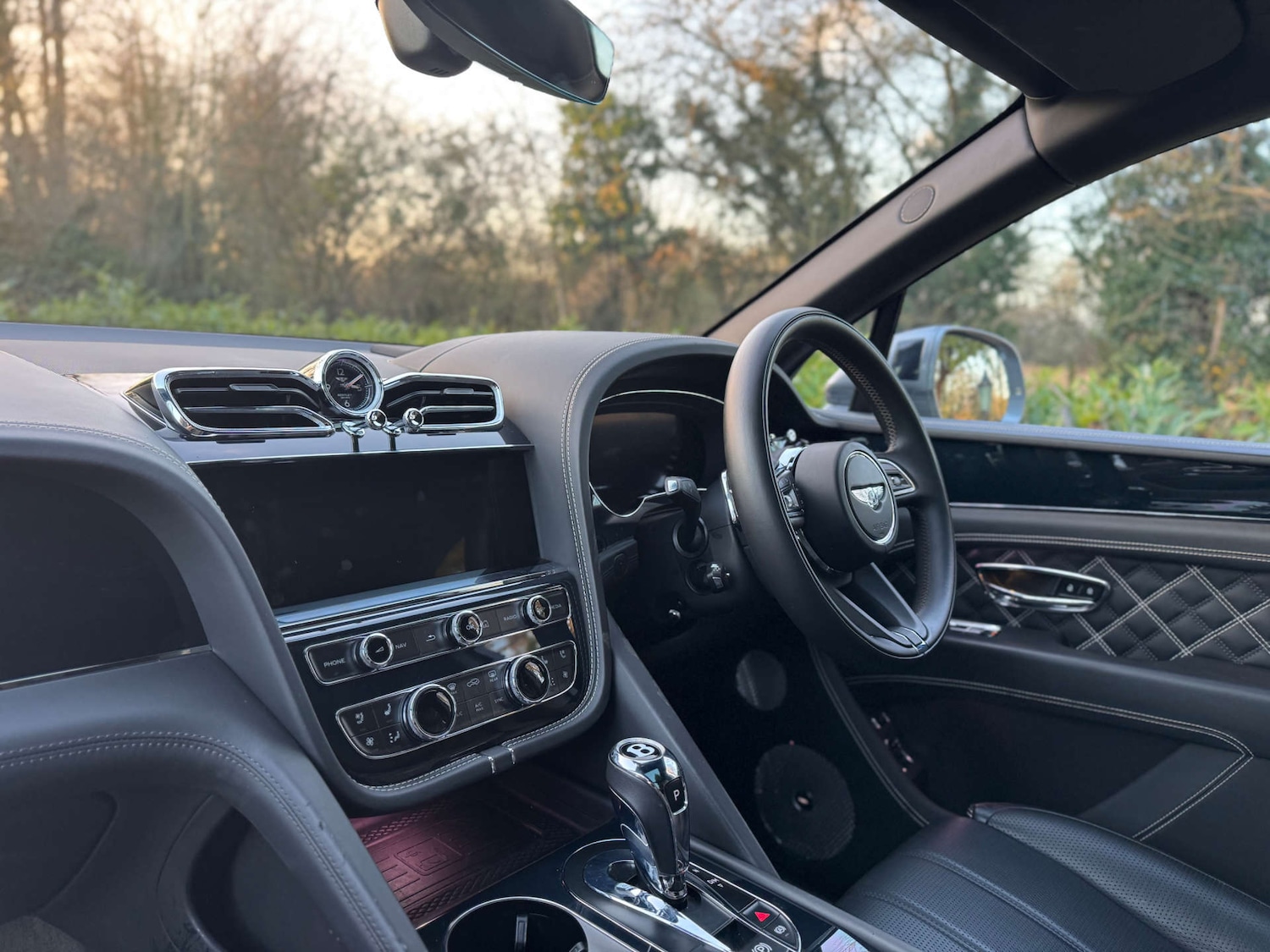 Used Bentley Bentayga 2020 for sale - 76897269: Photo 25