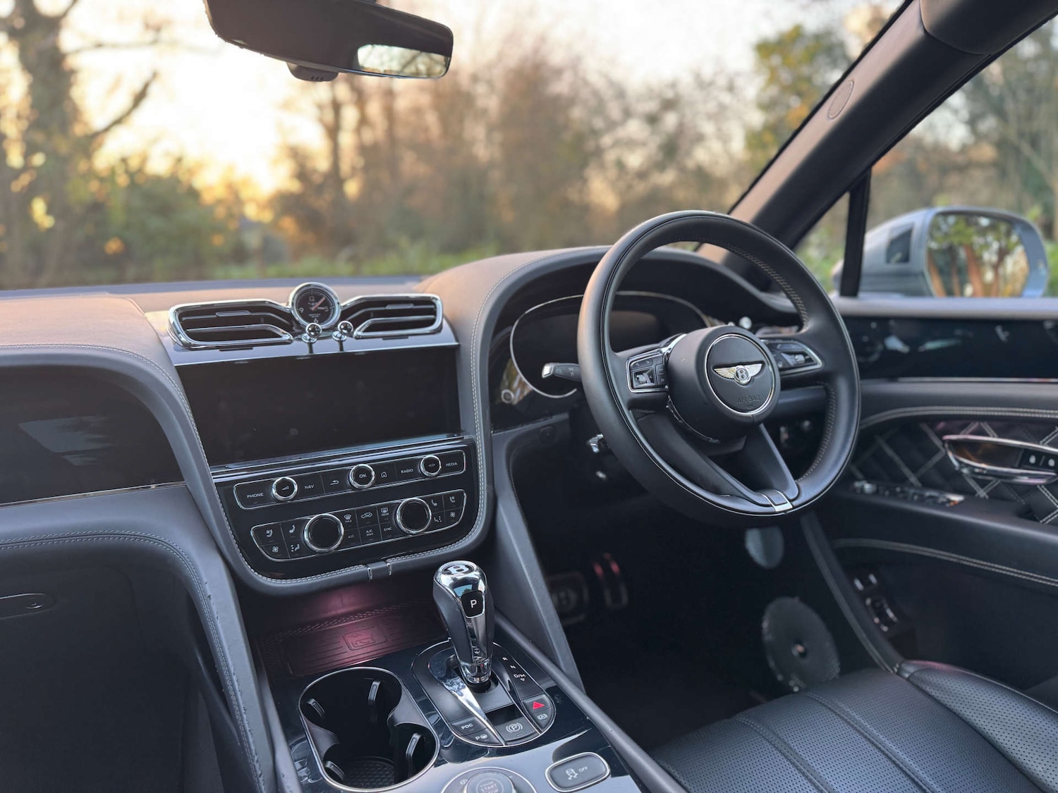 Used Bentley Bentayga 2020 for sale - 76897269: Photo 29