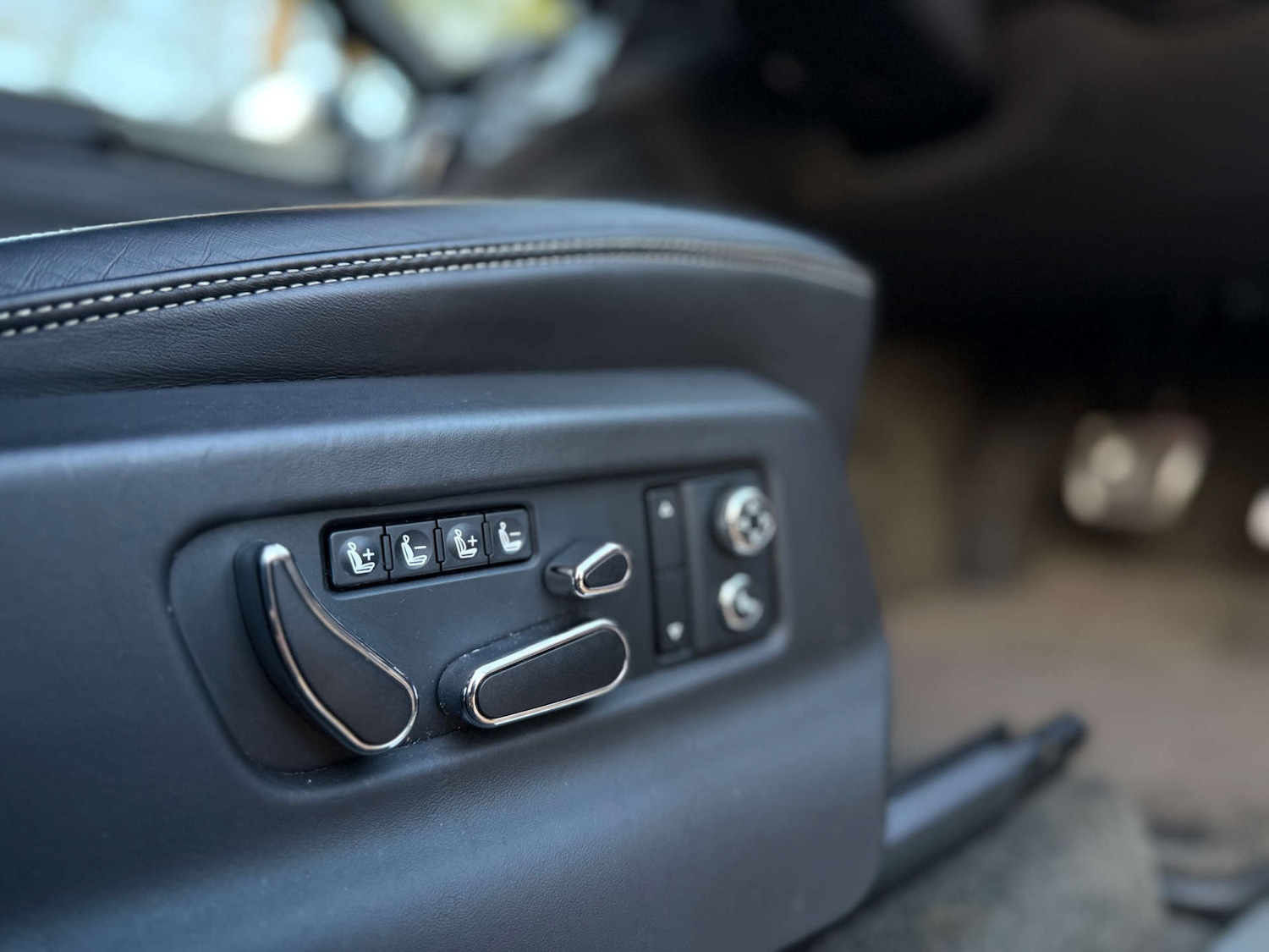 Used Bentley Bentayga 2020 for sale - 76897269: Photo 45