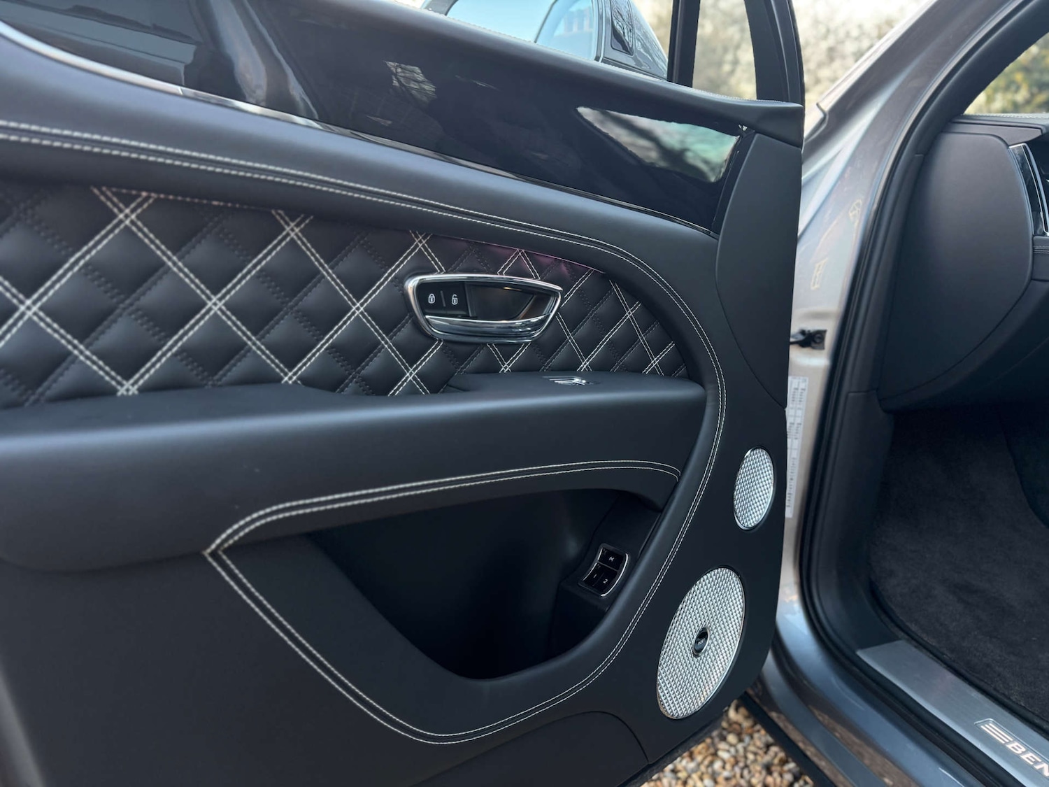 Used Bentley Bentayga 2020 for sale - 76897269: Photo 49