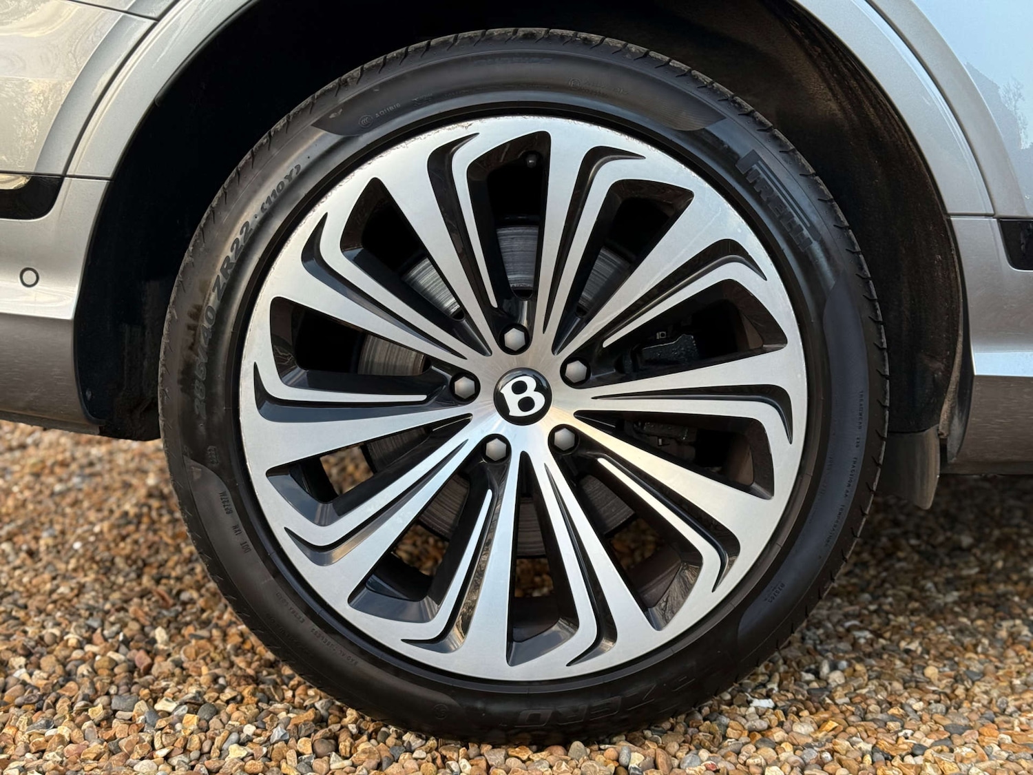 Used Bentley Bentayga 2020 for sale - 76897269: Photo 51