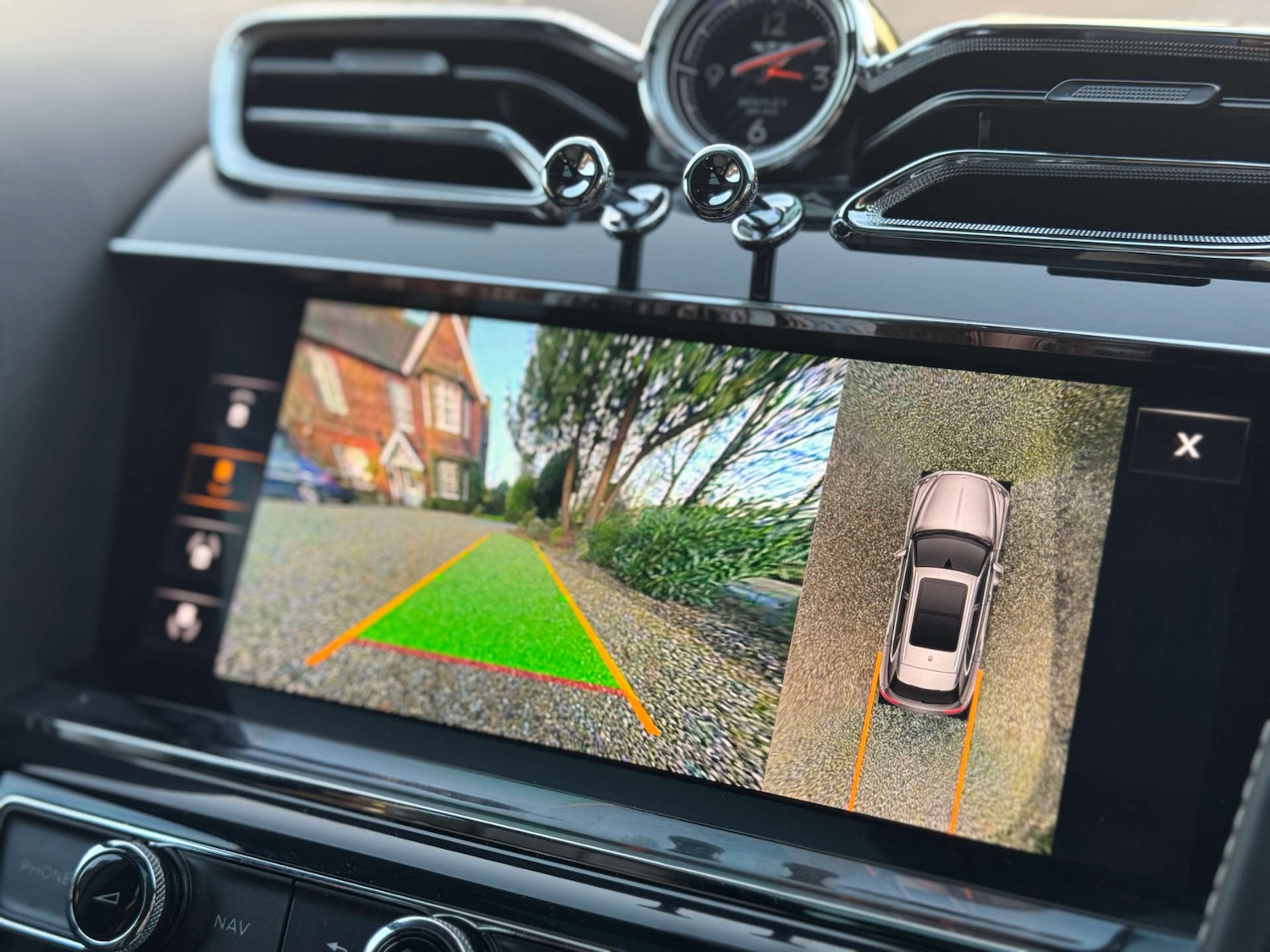 Used Bentley Bentayga 2020 for sale - 76897269: Photo 57