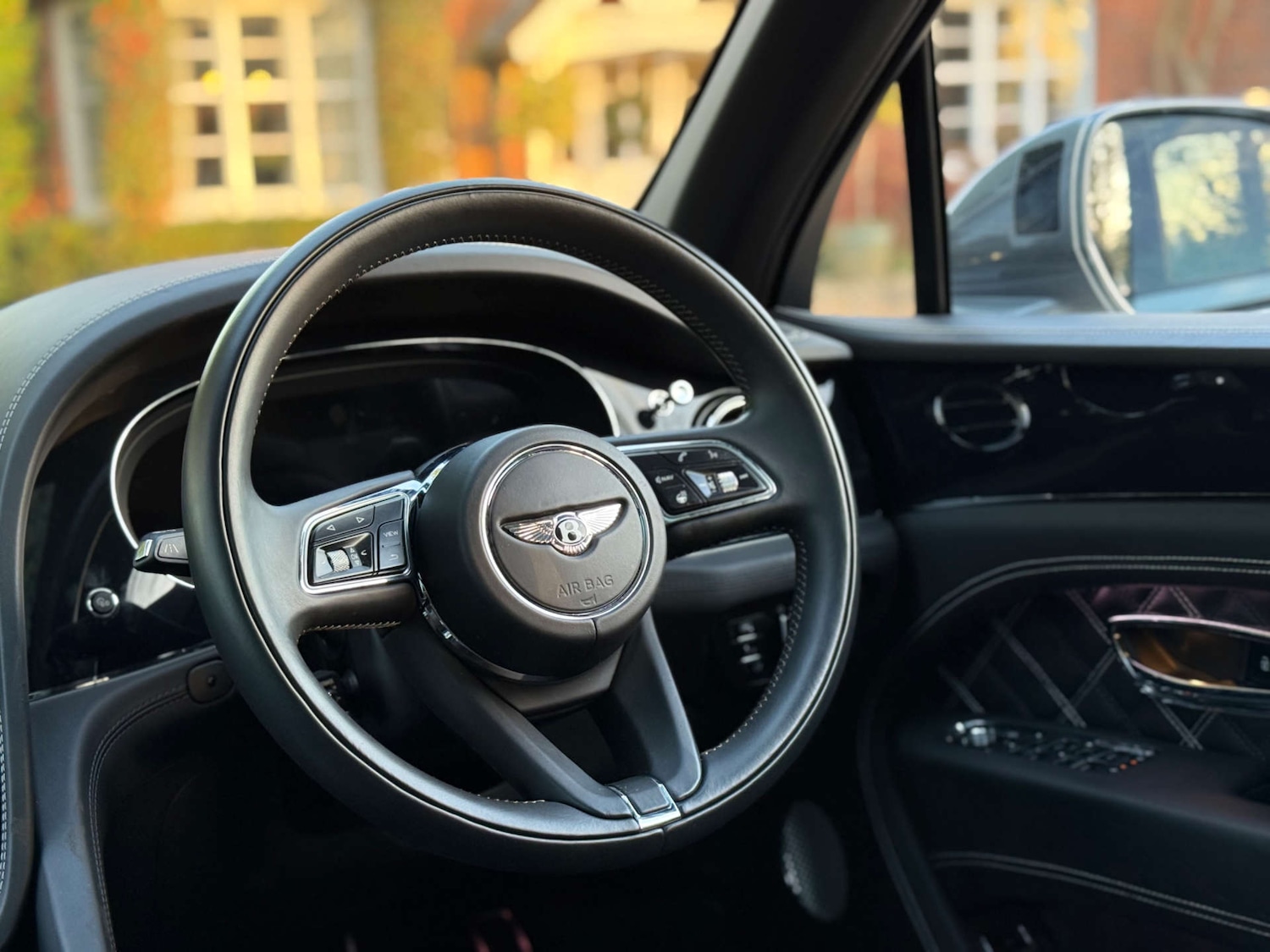 Used Bentley Bentayga 2020 for sale - 76897269: Photo 62