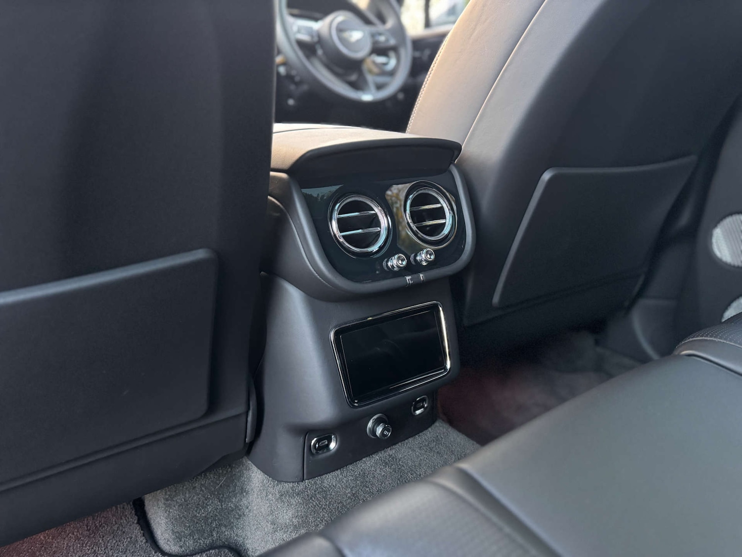 Used Bentley Bentayga 2020 for sale - 76897269: Photo 81