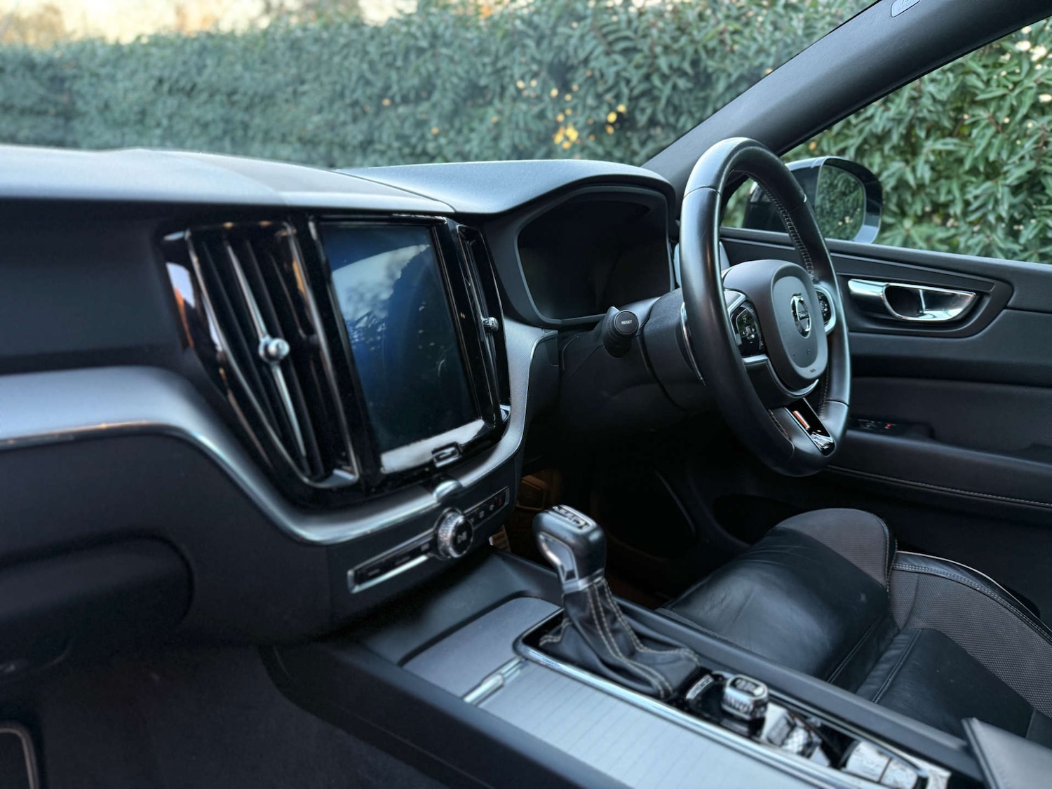 Used Volvo XC60 2019 for sale - 77099971: Photo 24