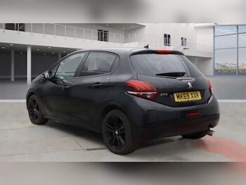 Used Peugeot 208 2019 for sale - 76670481: Photo