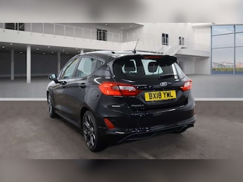 Used Ford Fiesta 2018 for sale - 76427139: Photo