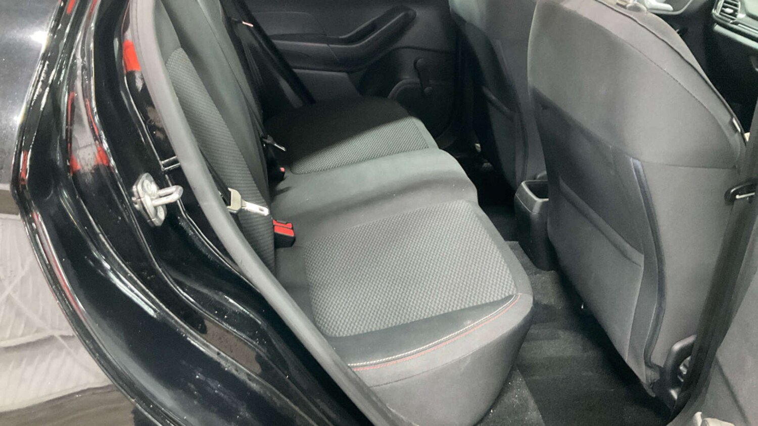 Used Ford Fiesta 2018 for sale - 76427139: Photo 7