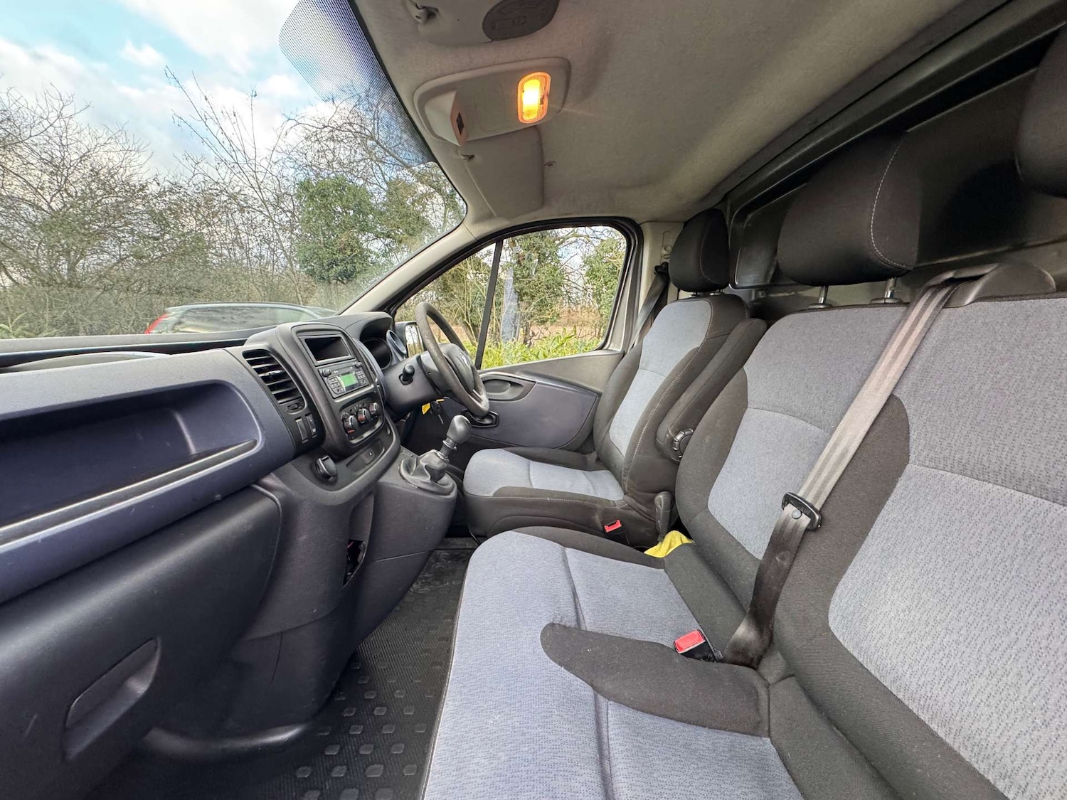 Used Vauxhall Vivaro 2016 for sale - 77247823: Photo 11