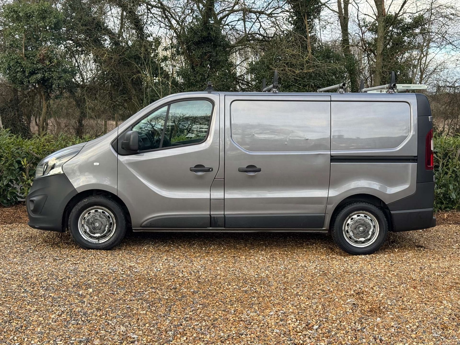 Used Vauxhall Vivaro 2016 for sale - 77247823: Photo 5