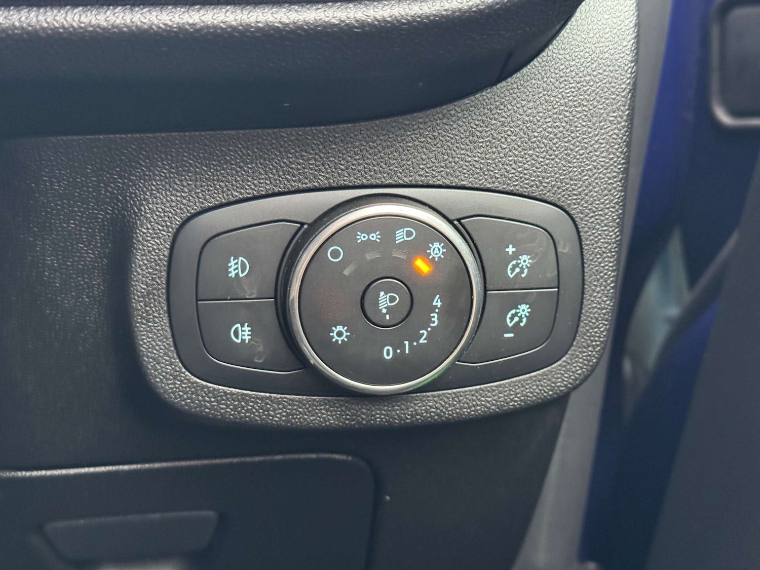 Used Ford Fiesta 2018 for sale - 76536205: Photo 32