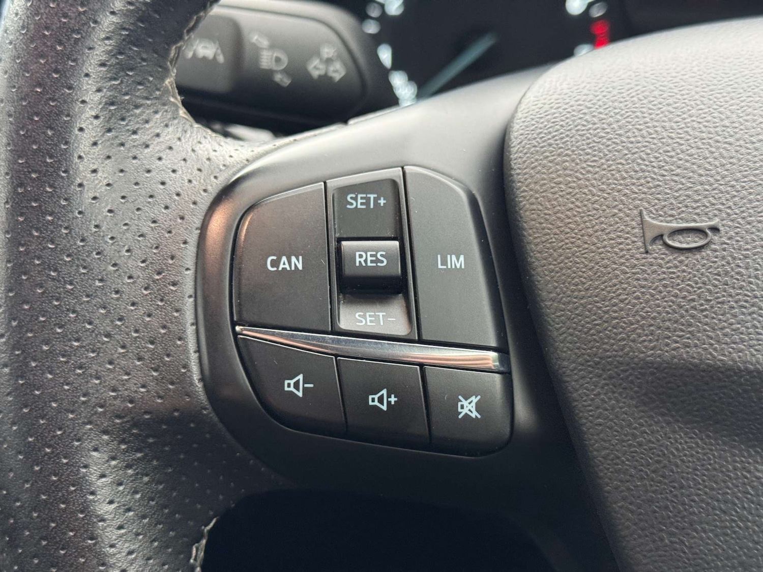 Used Ford Fiesta 2018 for sale - 76536205: Photo 34