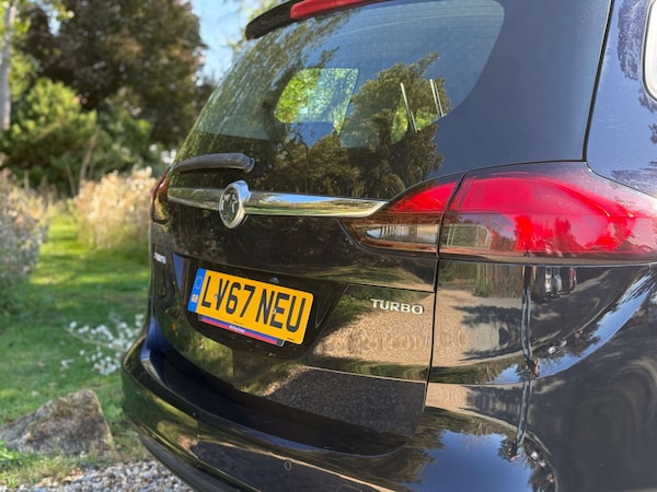 Used Vauxhall Zafira Tourer 2017 for sale - 75723879: Photo 12