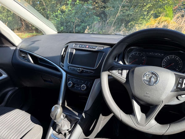 Used Vauxhall Zafira Tourer 2017 for sale - 75723879: Photo 15