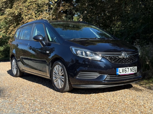 Used Vauxhall Zafira Tourer 2017 for sale - 75723879: Photo 1