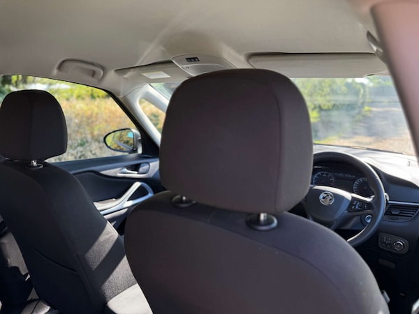 Used Vauxhall Zafira Tourer 2017 for sale - 75723879: Photo 22