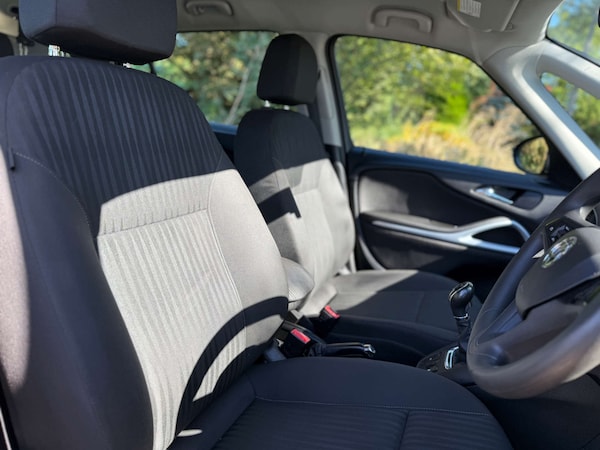 Used Vauxhall Zafira Tourer 2017 for sale - 75723879: Photo 23
