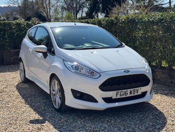 2016 - 1.0T EcoBoost Zetec S Euro 6 (s/s) 3dr