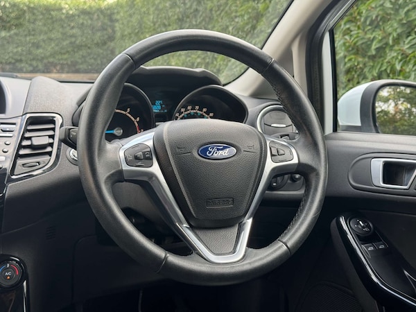 Used Ford Fiesta 2014 for sale - 75524136: Photo 34