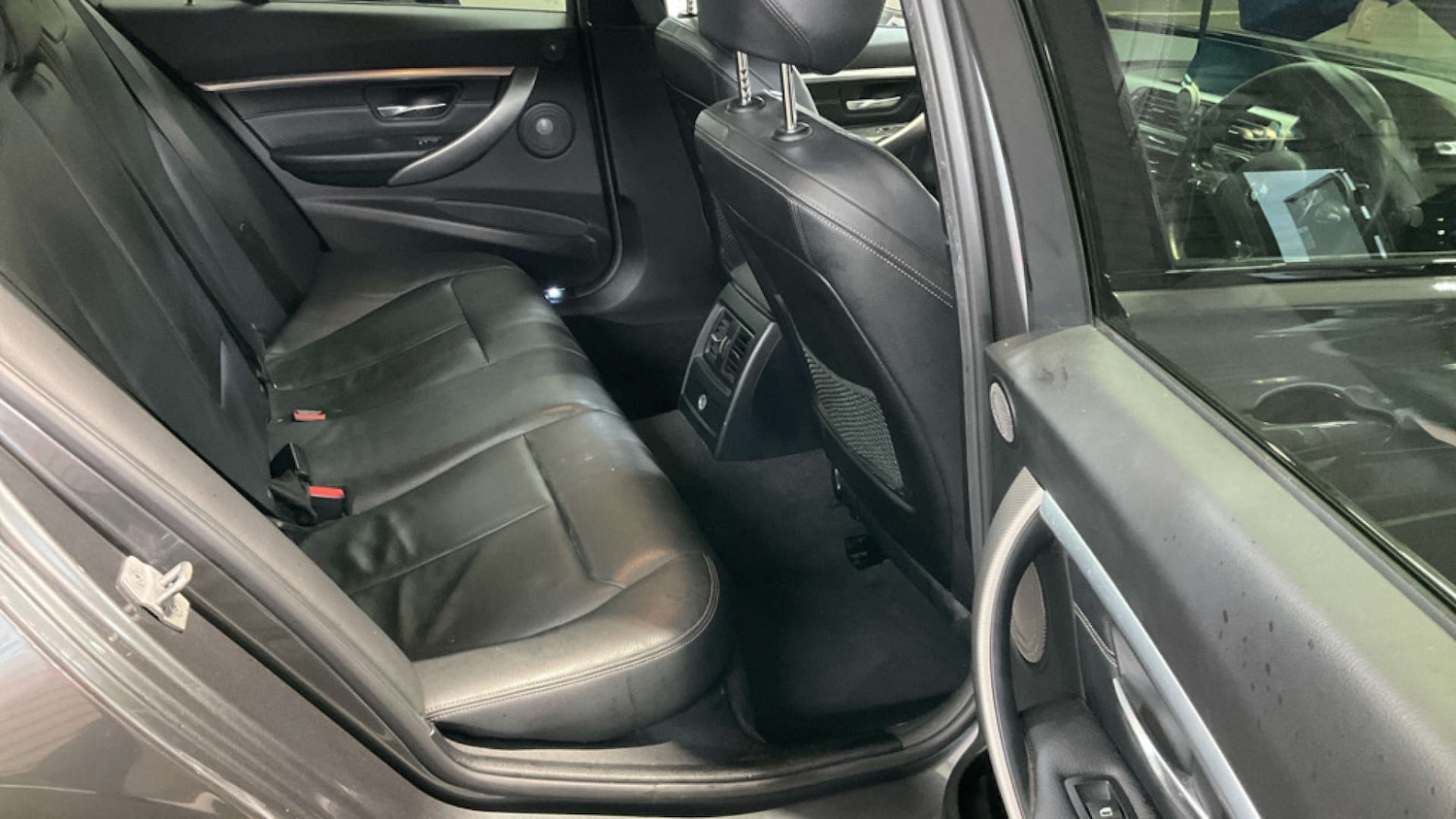 Used BMW 3 Series 2017 for sale - 76382761: Photo 8