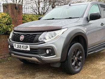 Used Fiat Fullback 2018 for sale - 77303961: Photo