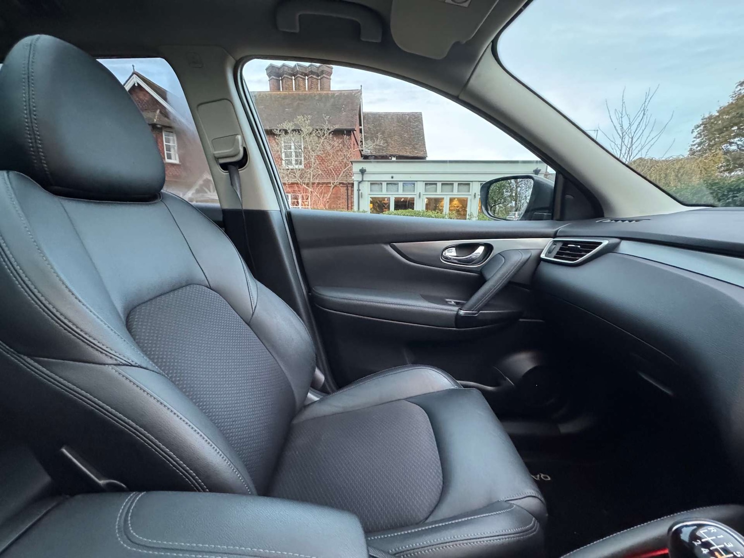 Used Nissan Qashqai 2017 for sale - 76427137: Photo 36