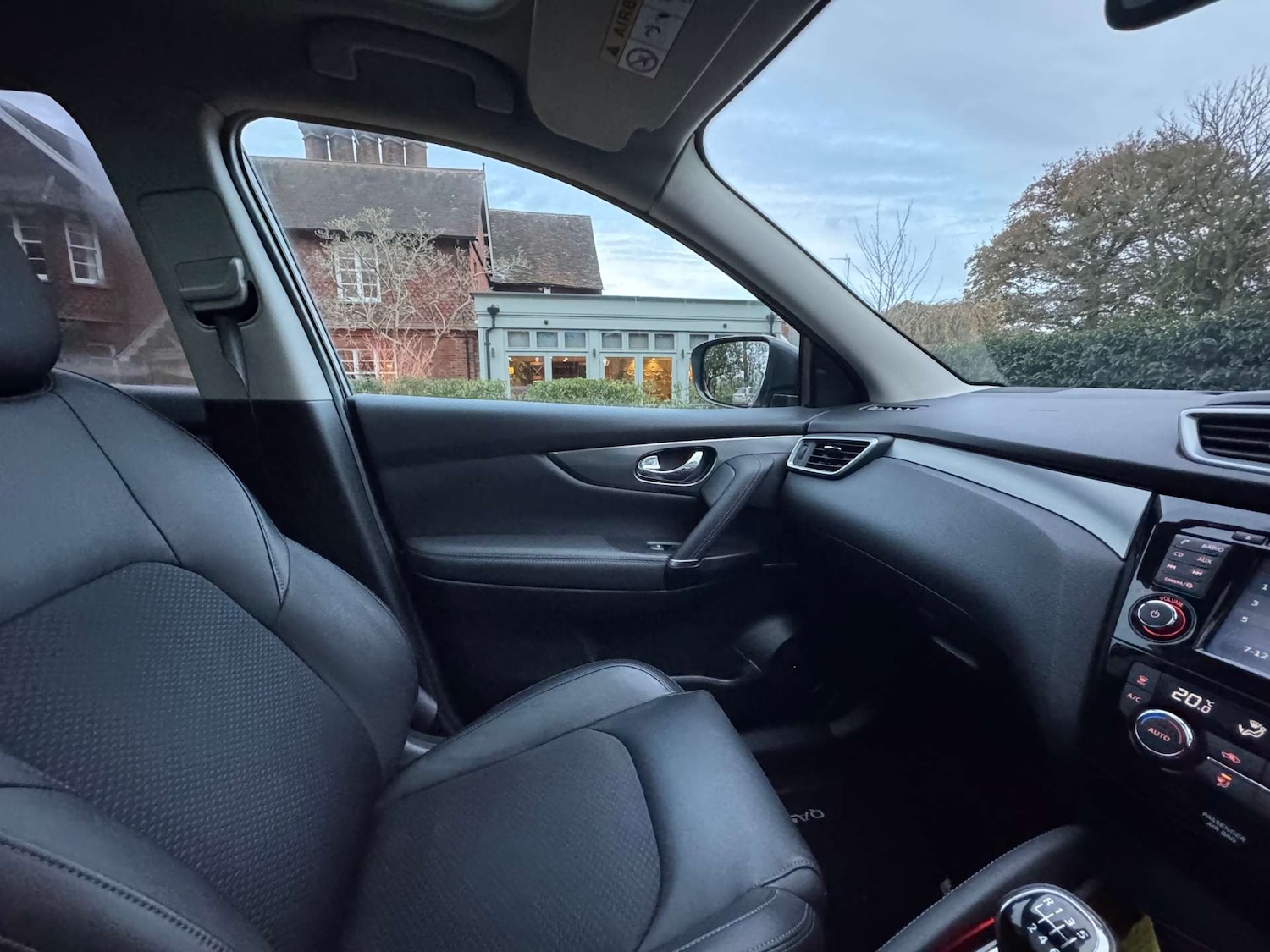 Used Nissan Qashqai 2017 for sale - 76427137: Photo 37