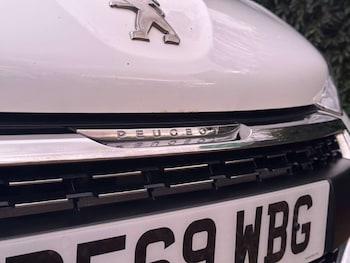 Used Peugeot 208 2019 for sale - 76507176: Photo