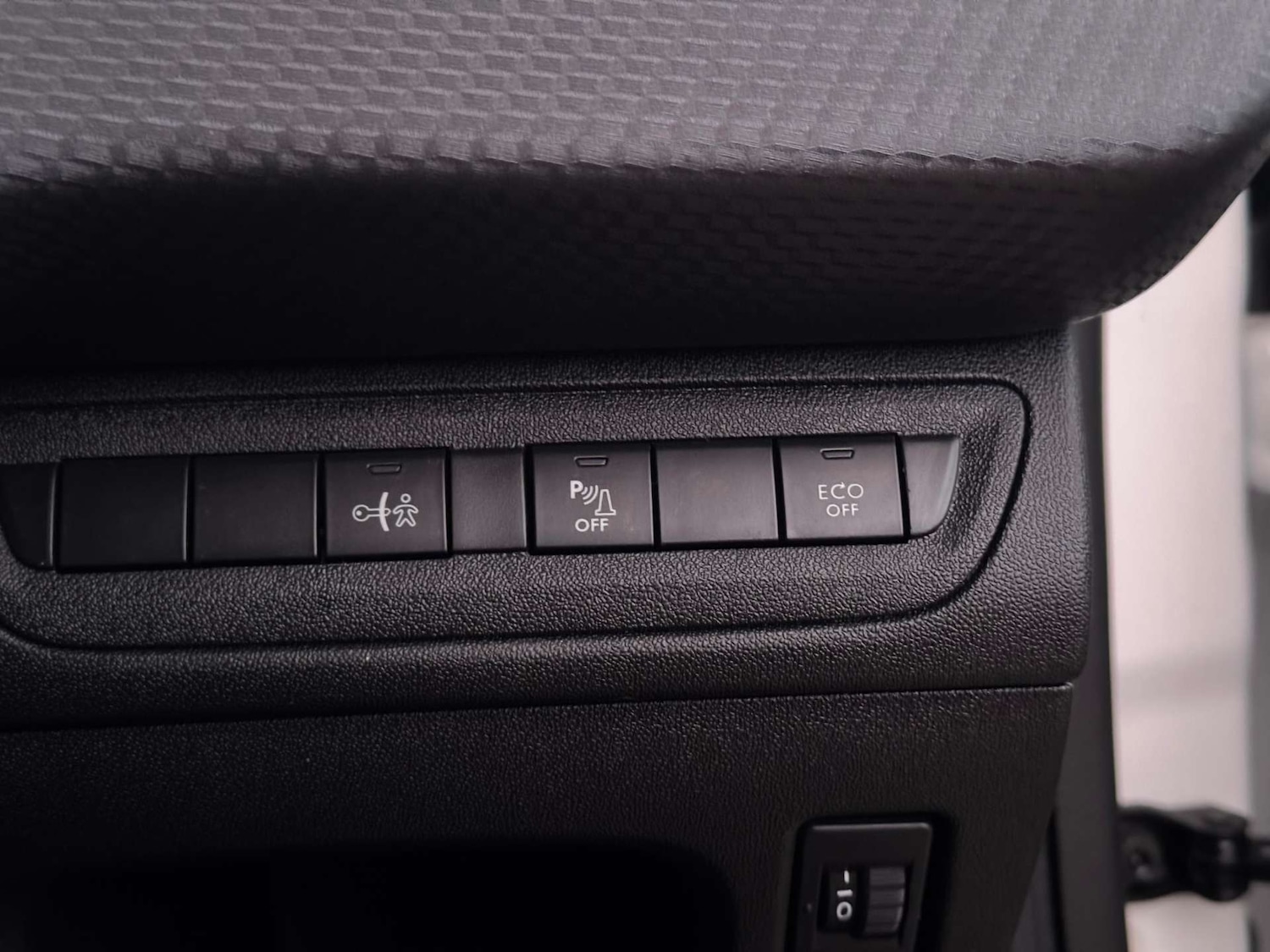 Used Peugeot 208 2019 for sale - 76507176: Photo 7