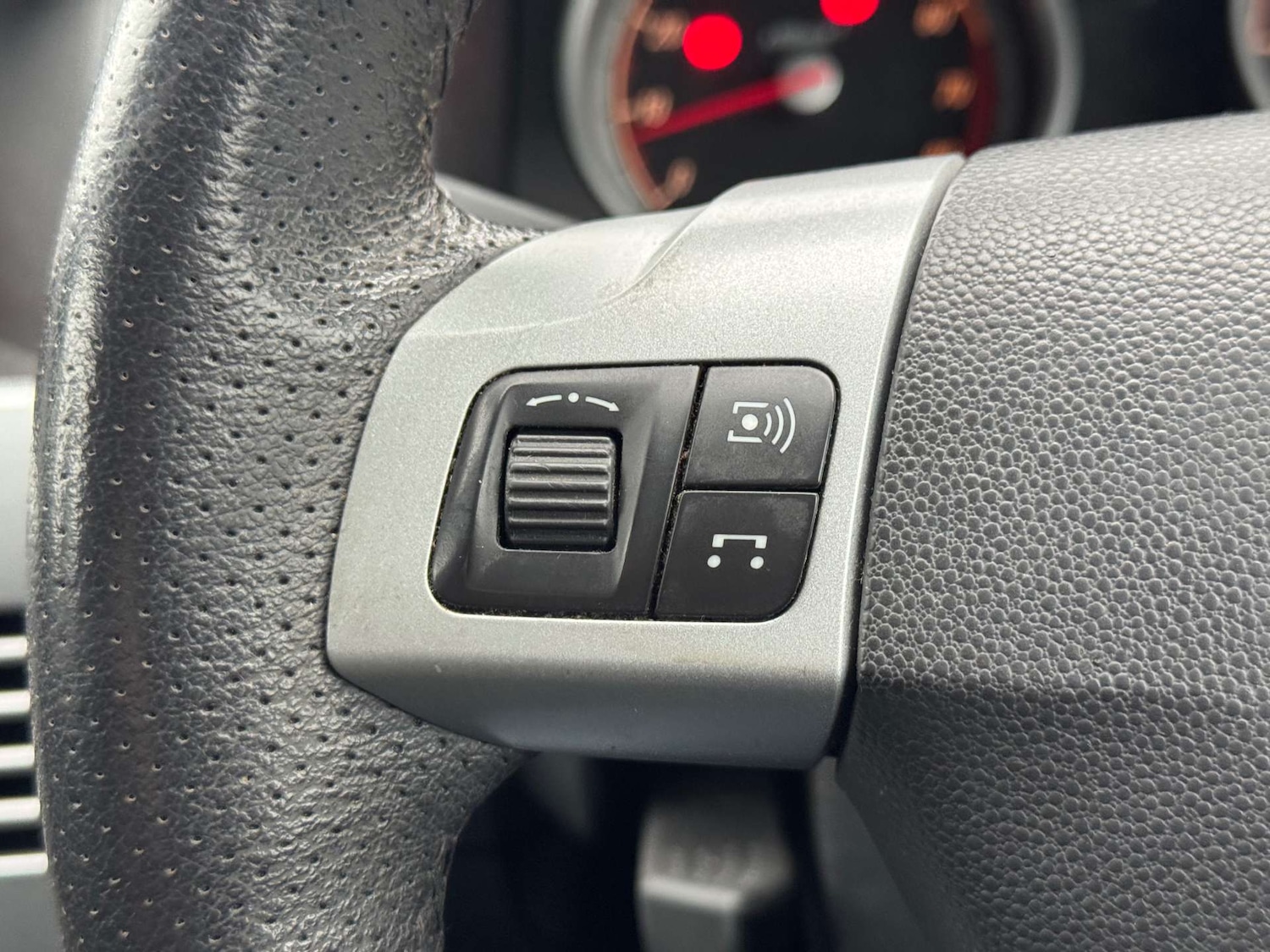 Used Vauxhall Astra 2009 for sale - 77241518: Photo 18