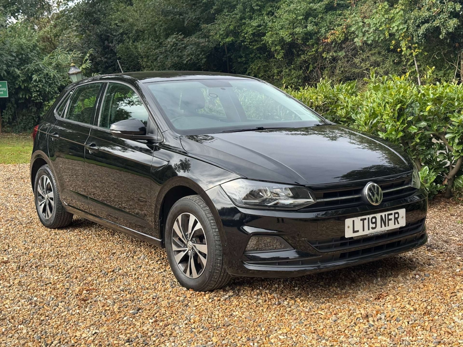 Used Volkswagen Polo 2019 for sale - 76077975: Photo 1
