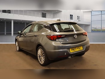 Used Vauxhall Astra 2017 for sale - 76129237: Photo 3