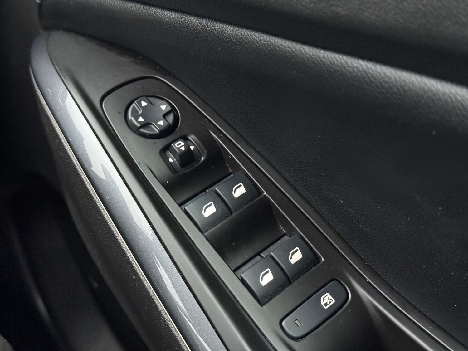 Used Vauxhall Grandland X 2019 for sale - 76698035: Photo 31