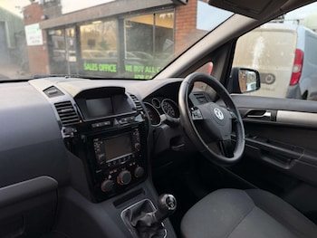 Used Vauxhall Zafira 2012 for sale - 77303964: Photo