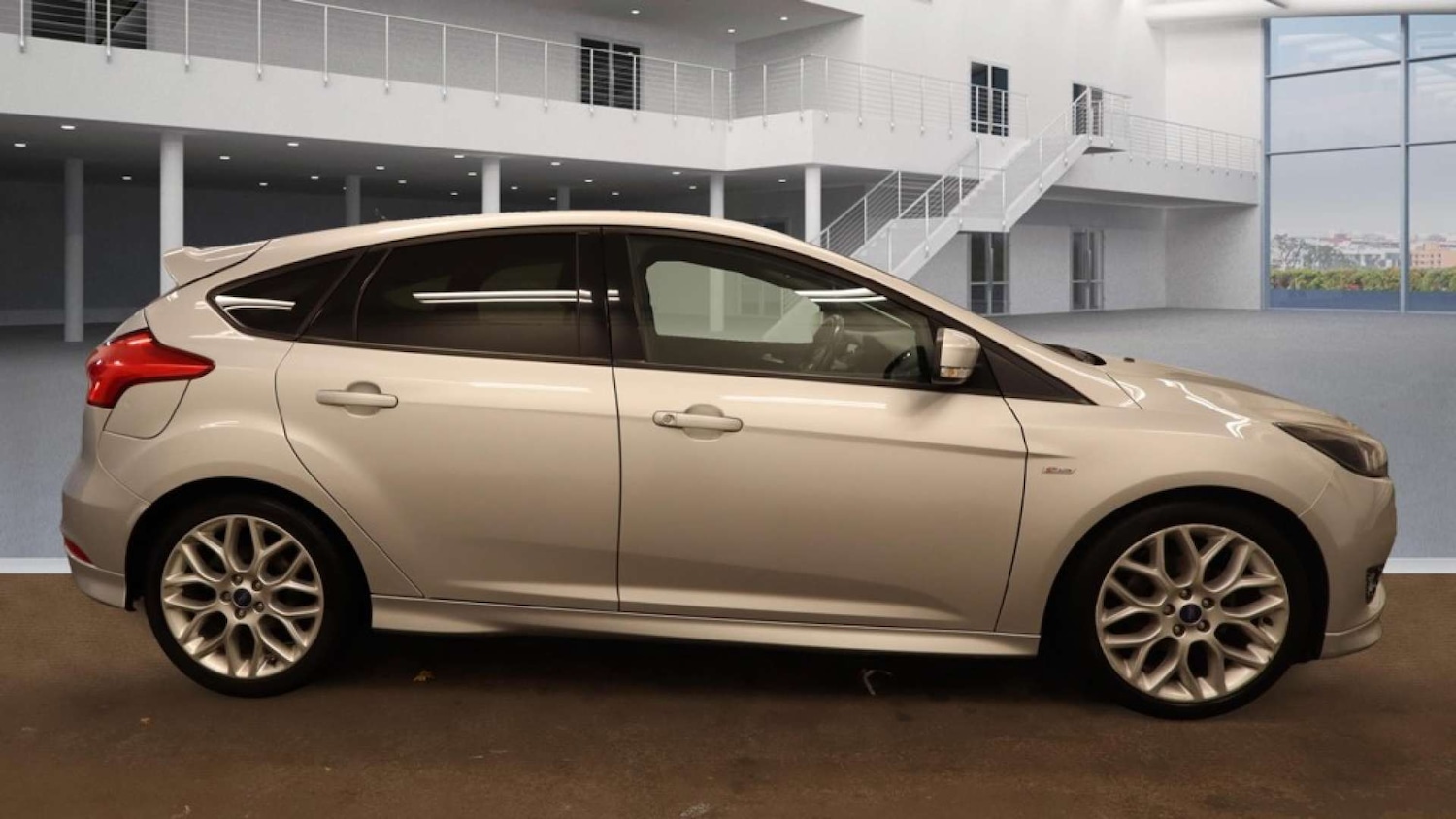 Used Ford Focus 2017 for sale - 76382755: Photo 9