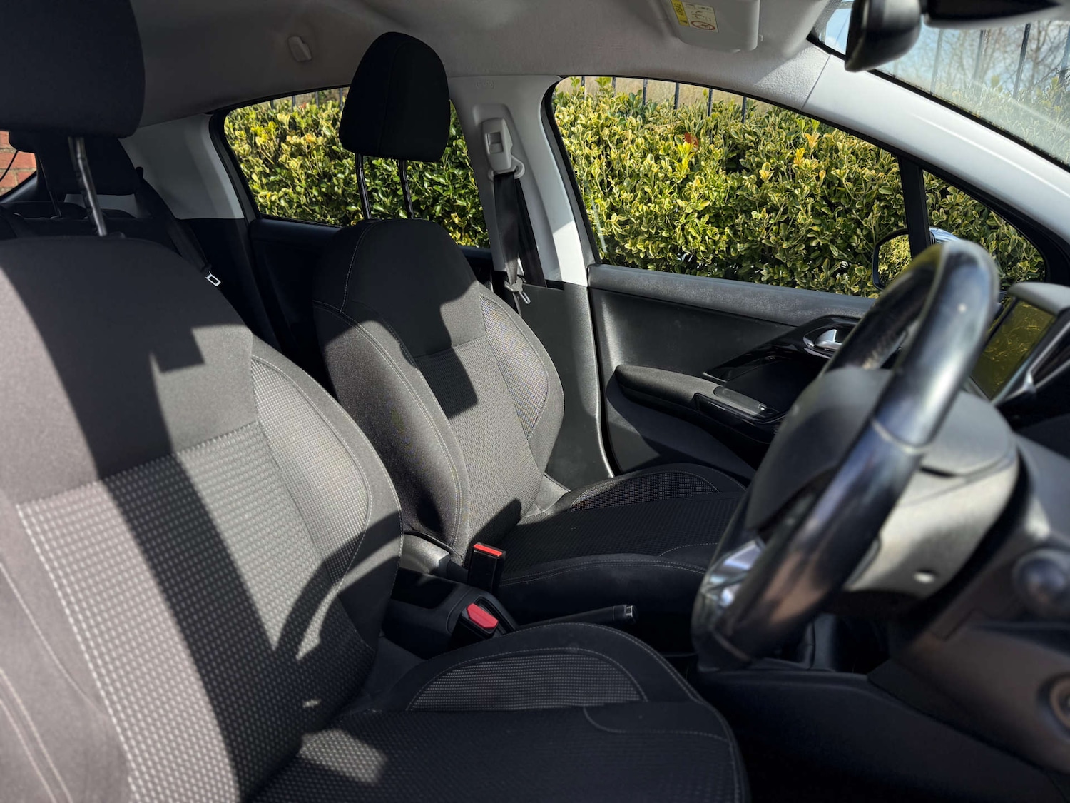 Used Peugeot 208 2018 for sale - 78064659: Photo 40