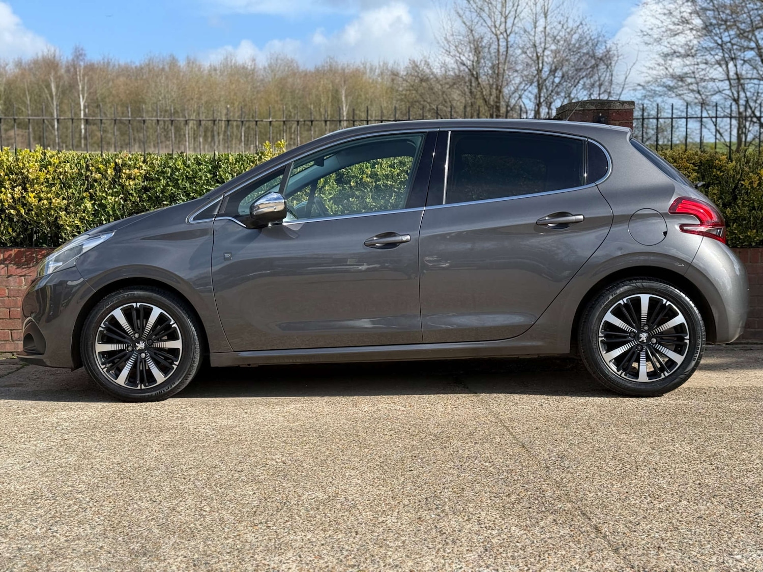 Used Peugeot 208 2018 for sale - 78064659: Photo 7