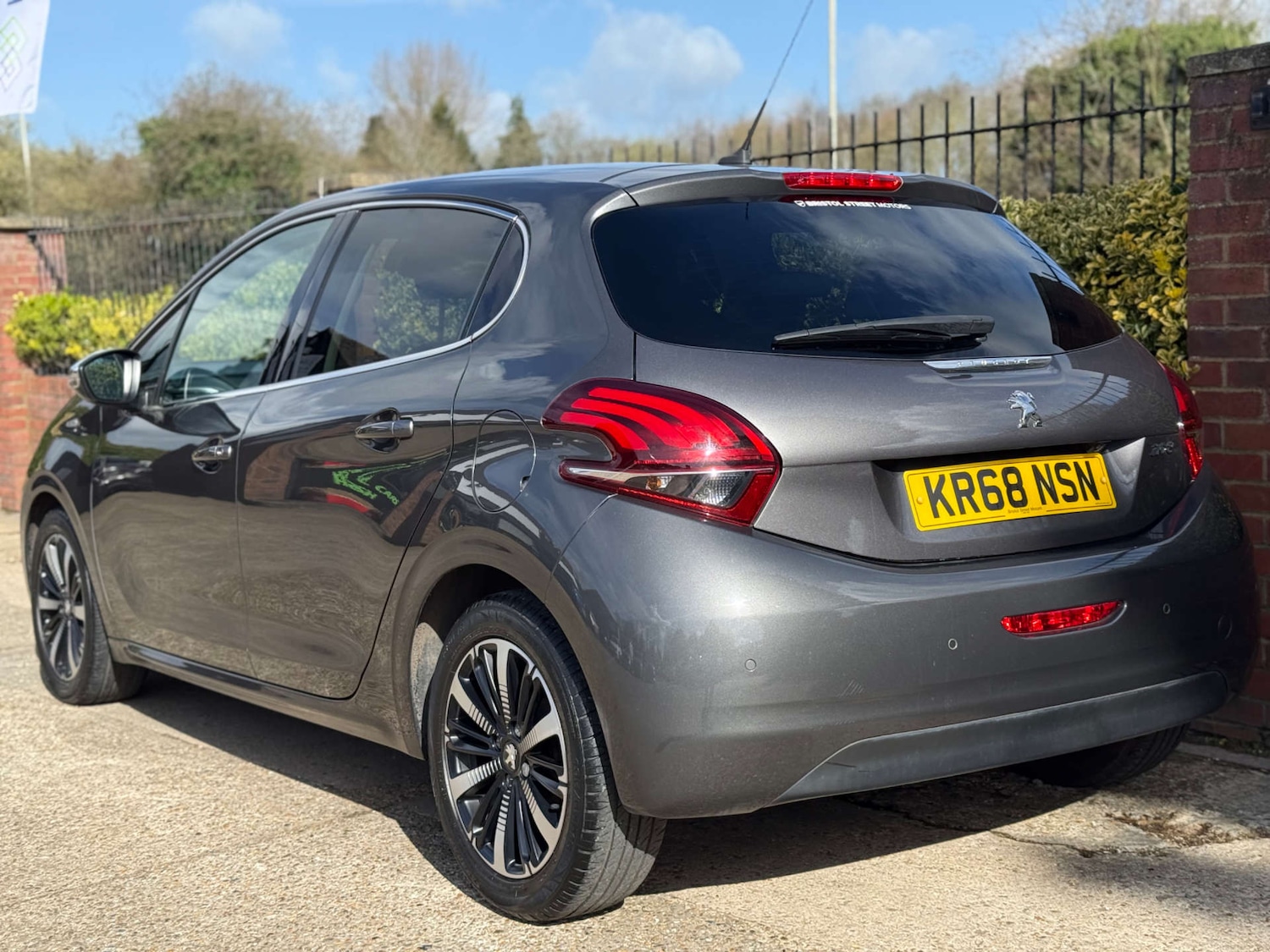 Used Peugeot 208 2018 for sale - 78064659: Photo 8