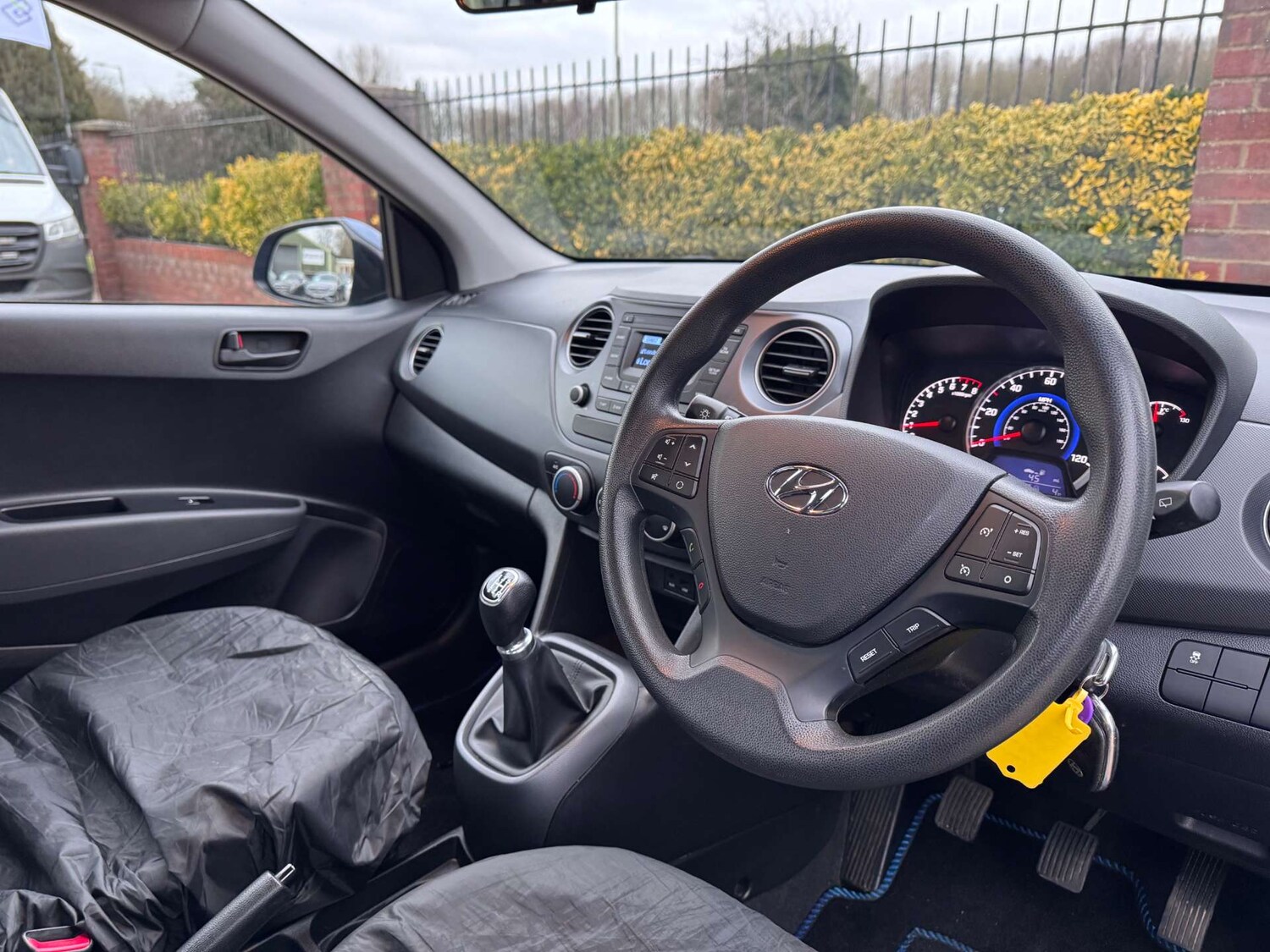 Used Hyundai i10 2018 for sale - 77594765: Photo 39