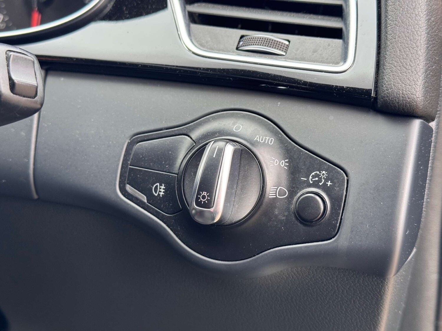 Used Audi RS4 2013 for sale - 77850703: Photo 48