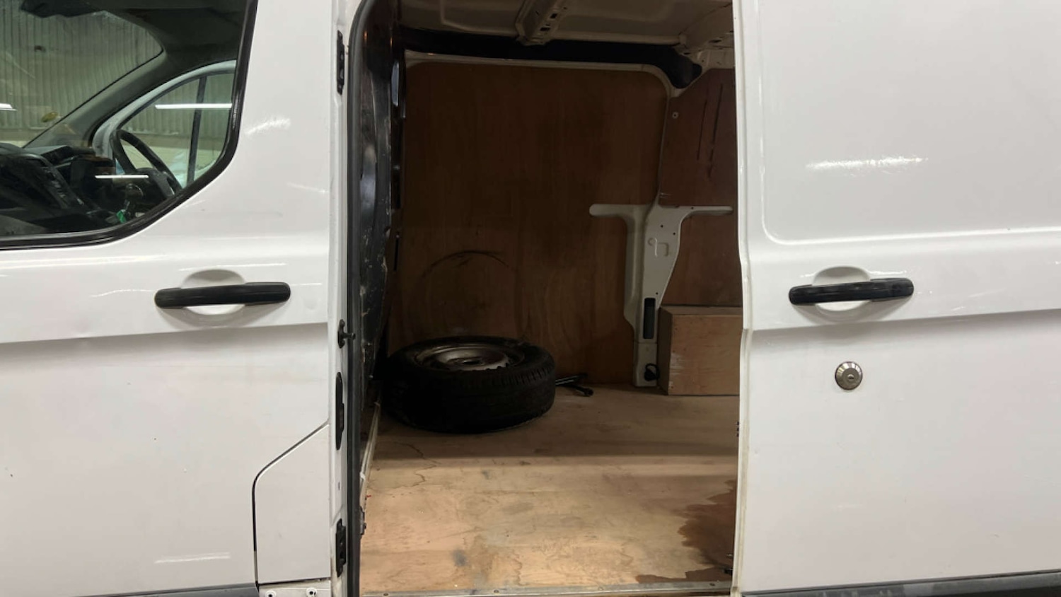 Used Ford Transit Custom 2017 for sale - 77545013: Photo 8