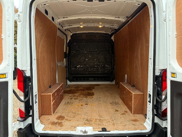 Used Ford Transit 2022 for sale - 76301989: Photo 32