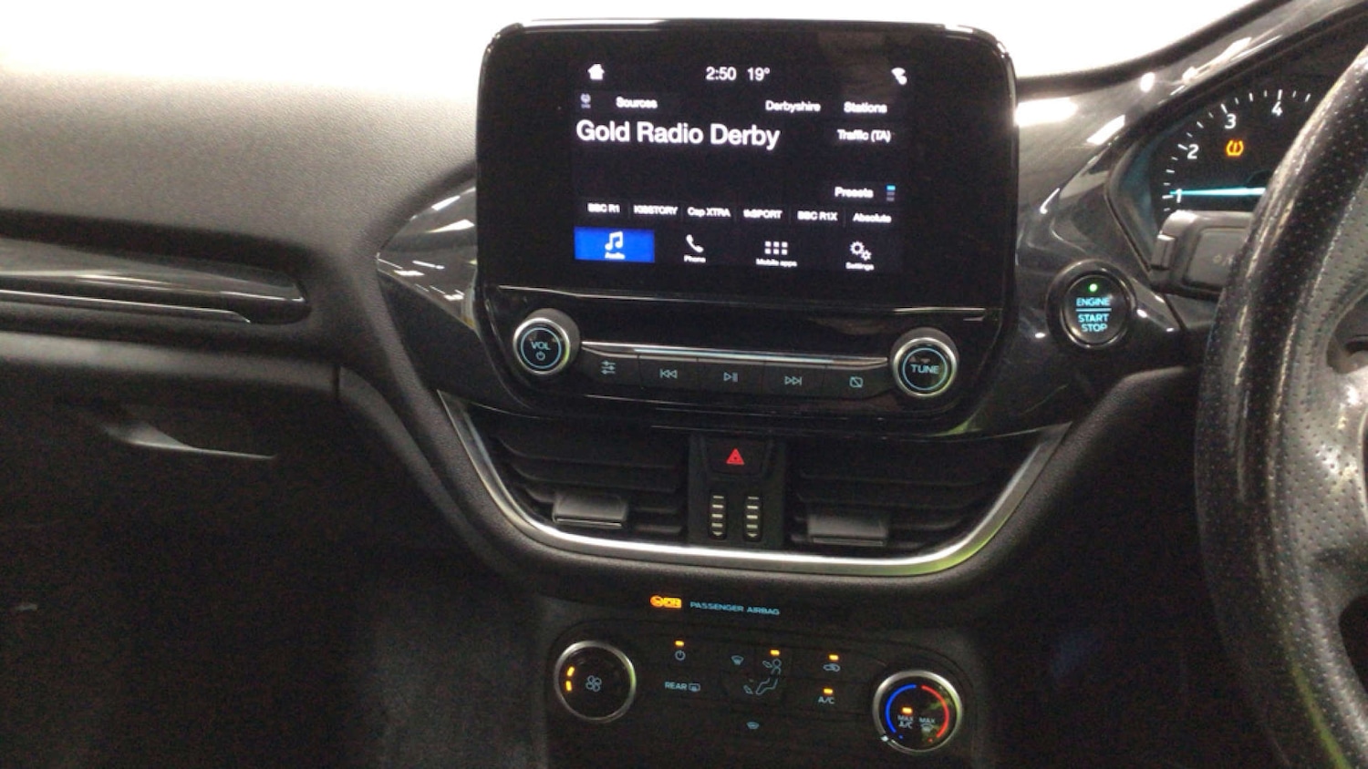 Used Ford Fiesta 2018 for sale - 76148235: Photo 8