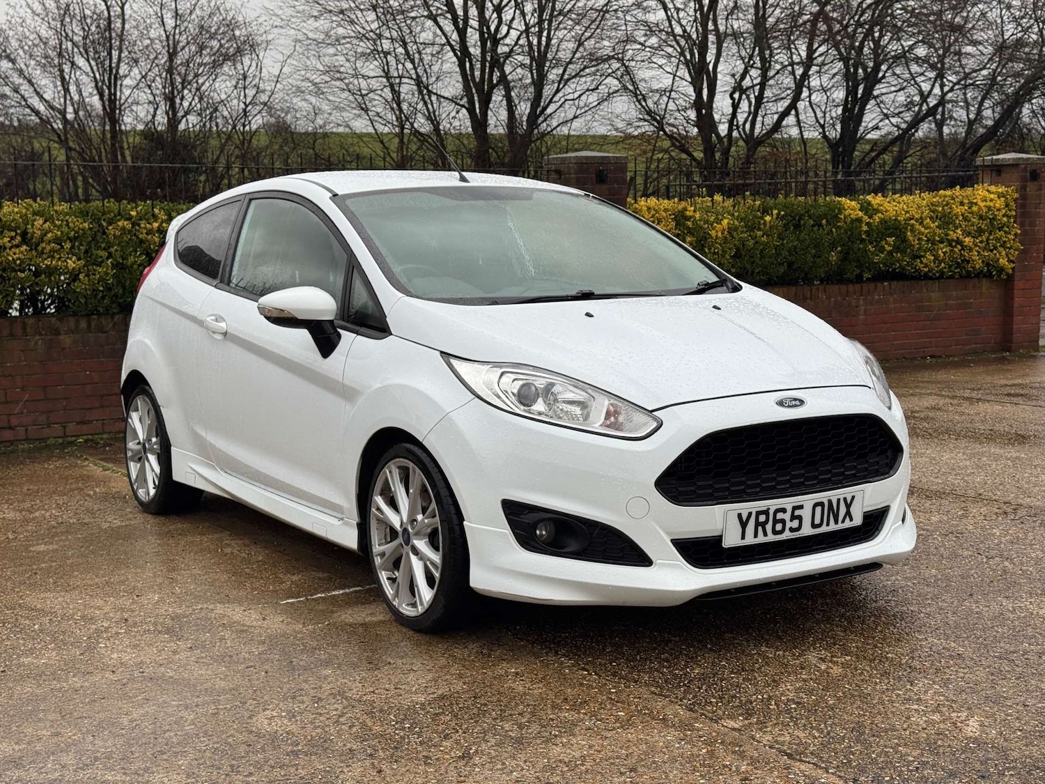 Used Ford Fiesta 2015 for sale - 77276736: Photo 1