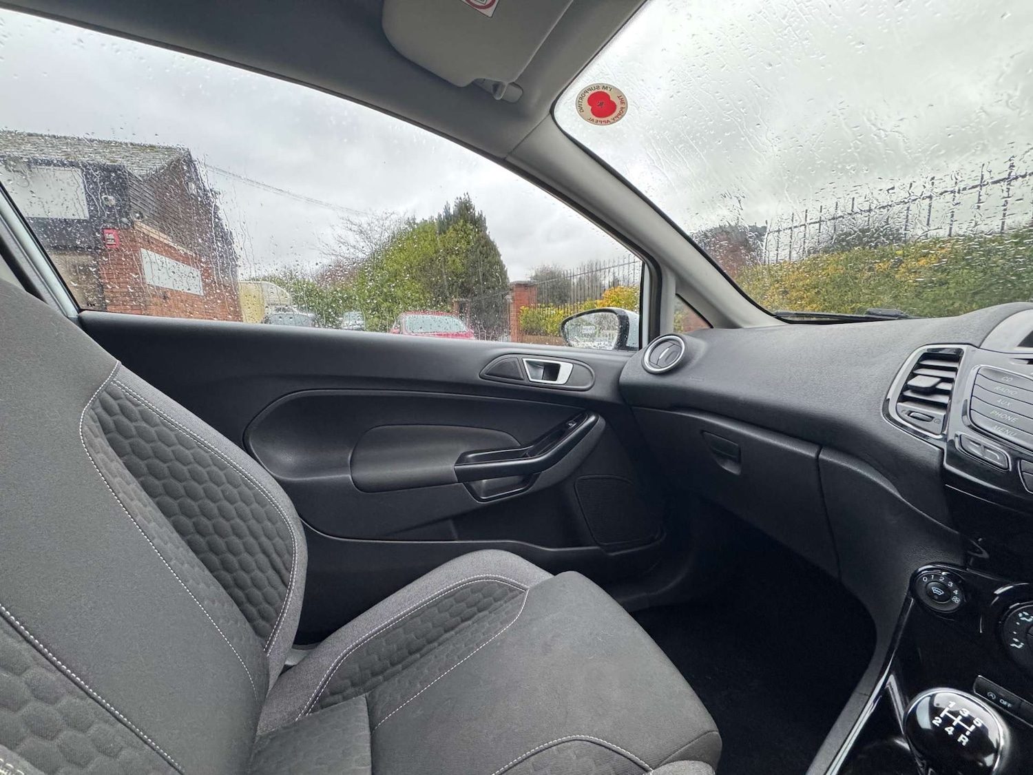 Used Ford Fiesta 2015 for sale - 77276736: Photo 21