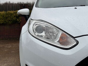 Used Ford Fiesta 2015 for sale - 77276736: Photo